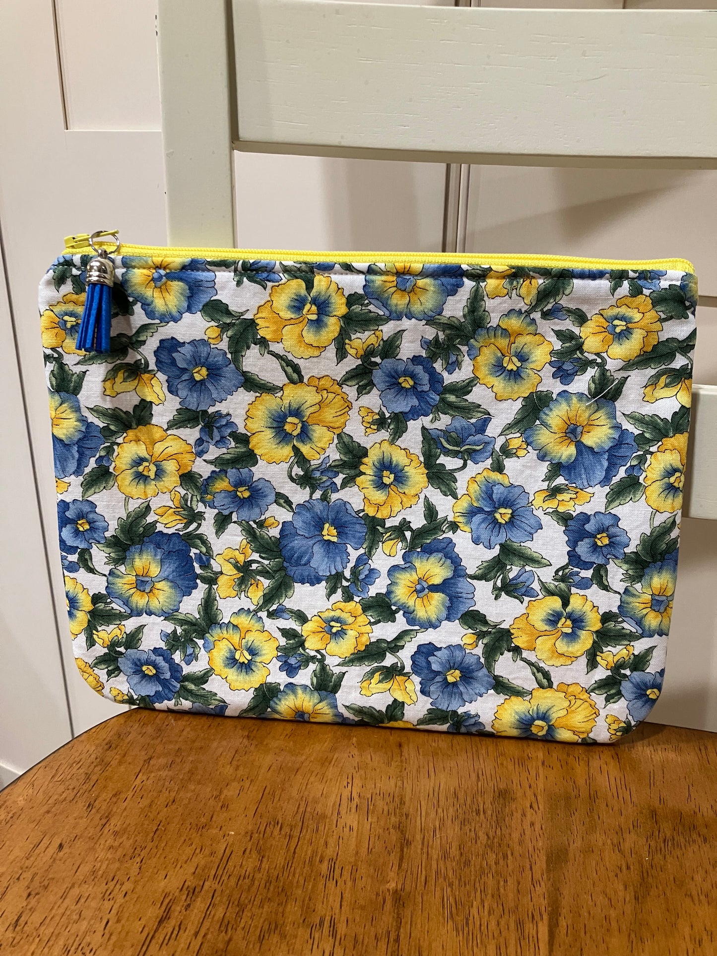 Pansy Zipper Pouch