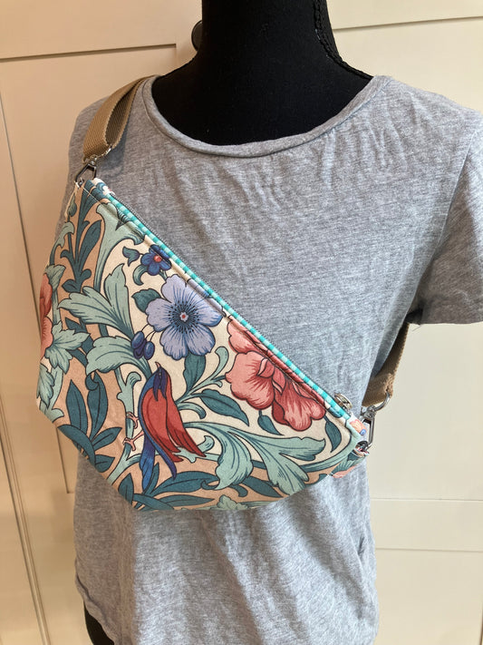 Vintage Floral Bird Cross Body Belt Bag