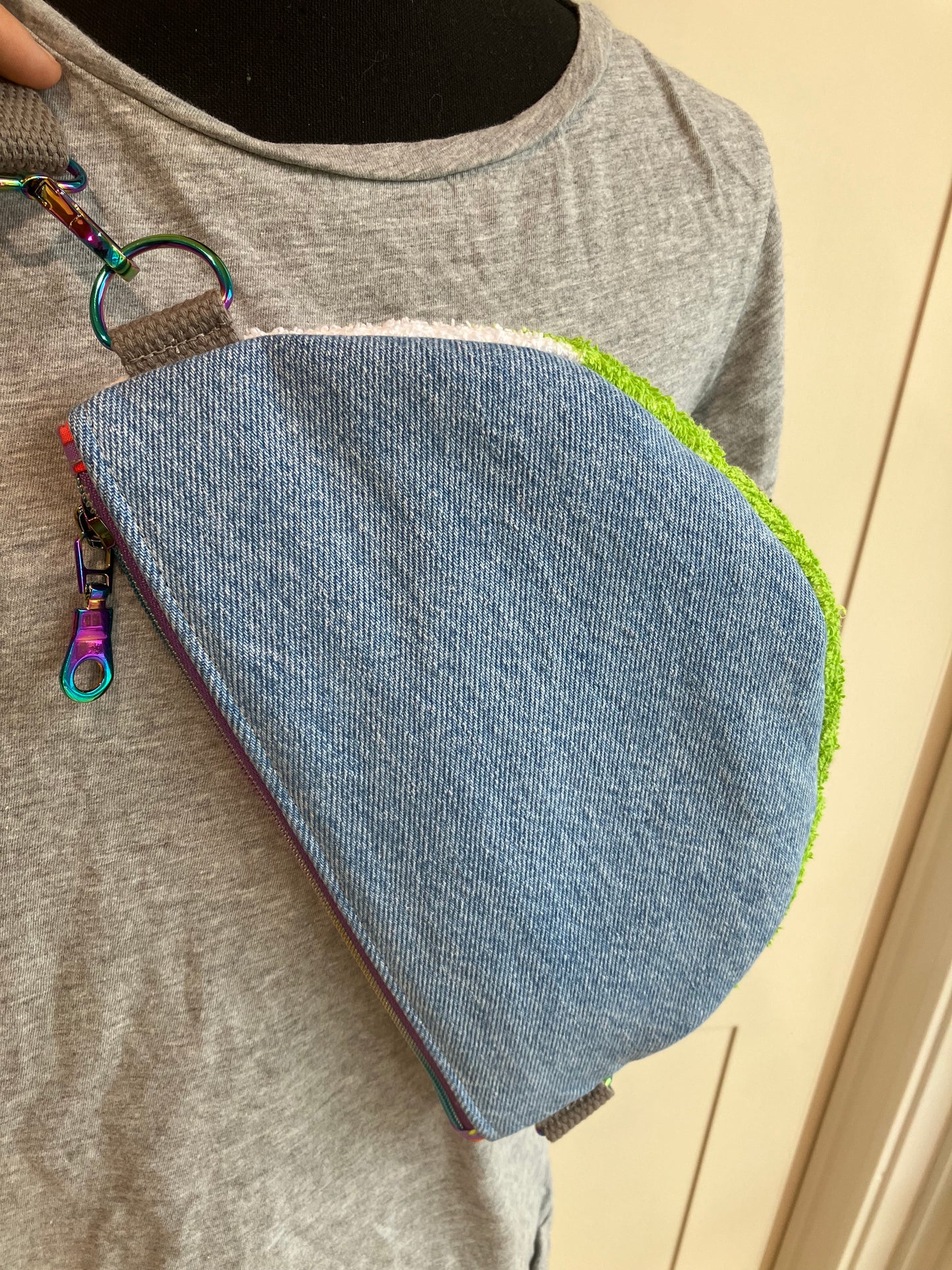 Vintage Blue Tiger Cross Body Belt Bag
