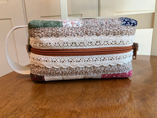 Quilt Block and Lace Trim Boxy Bag no. 3