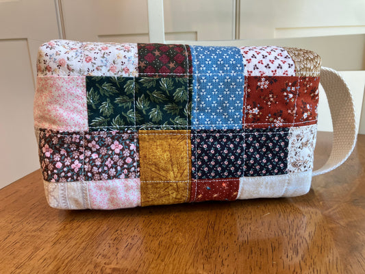 Quilt Block and Lace Trim Boxy Bag no. 3