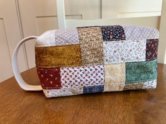 Quilt Block and Lace Trim Boxy Bag no. 2