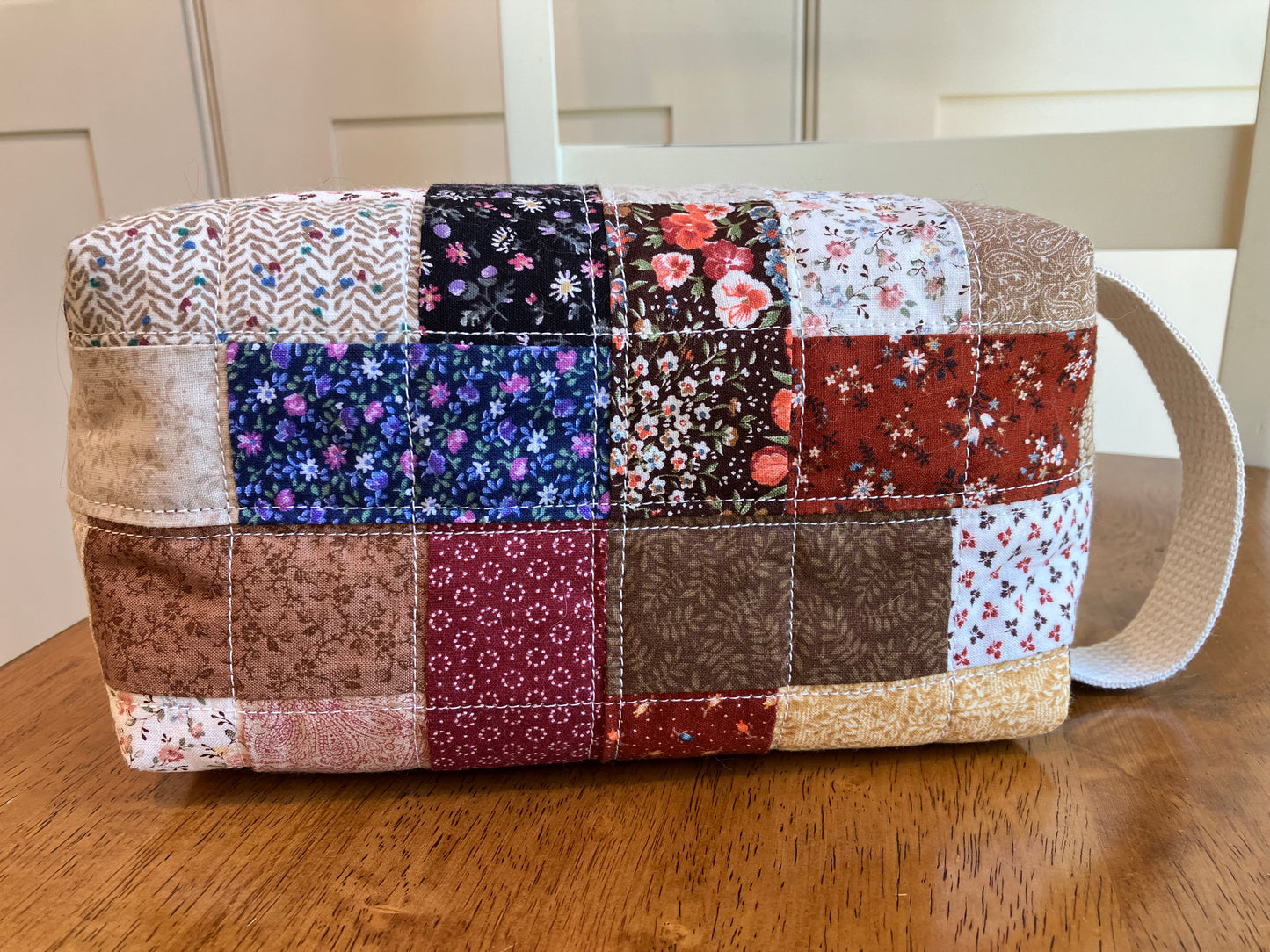 Quilt Block and Lace Trim Boxy Bag